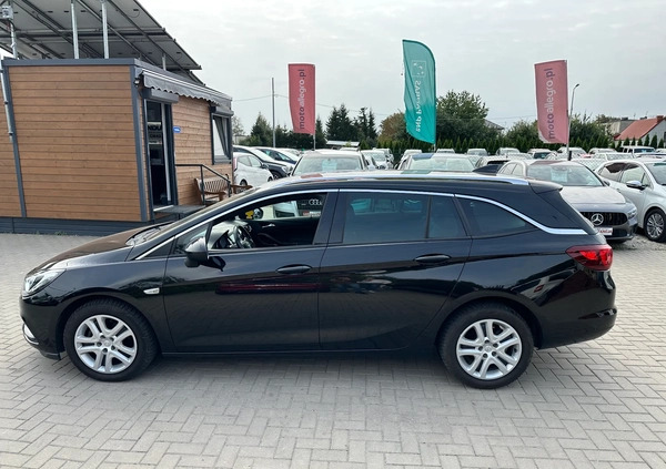 Opel Astra cena 44500 przebieg: 173000, rok produkcji 2017 z Kłecko małe 631